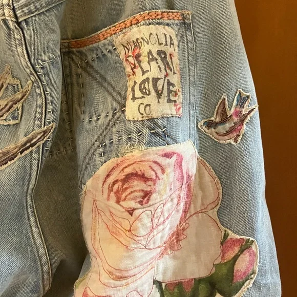 Magnolia Pearl Floral Distressed Jeans - Blue and Pink - Picture 6 of 12